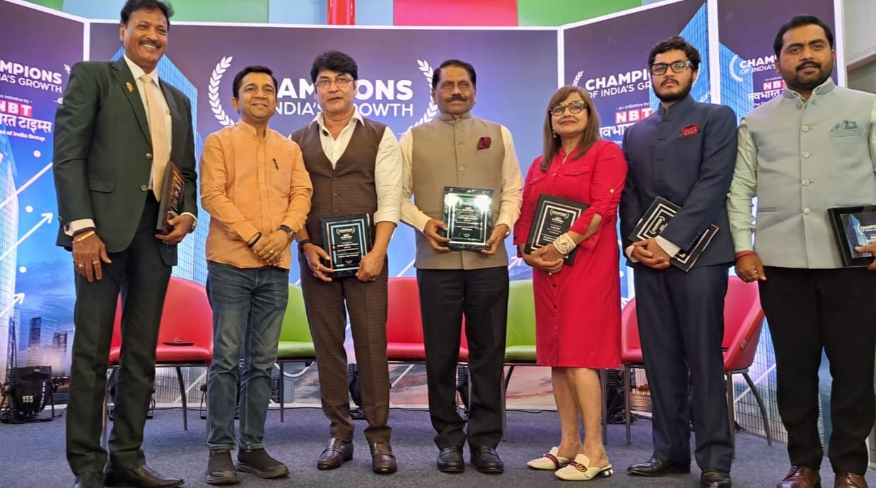 Navbharat-award-3