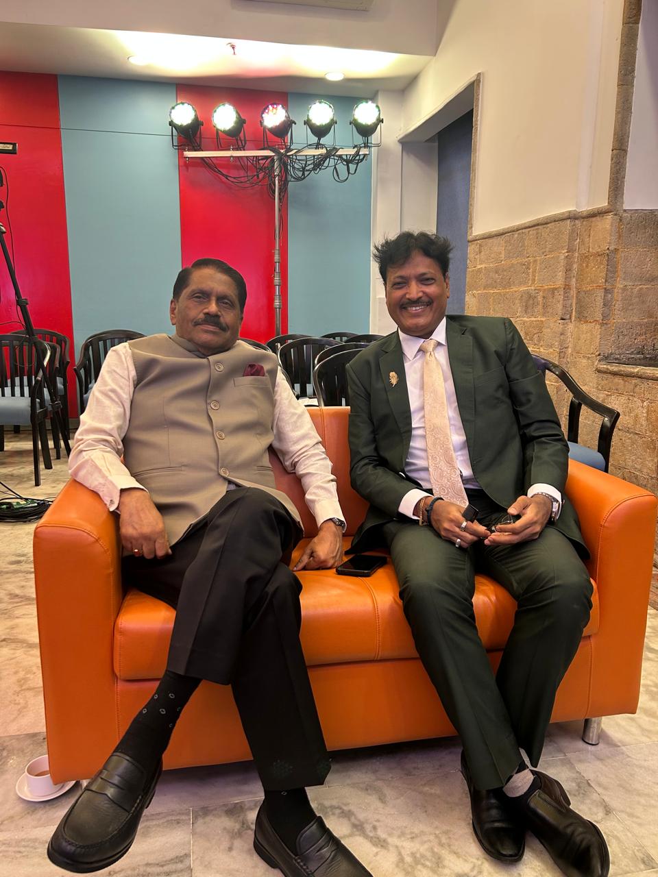 Navbharat-award-5